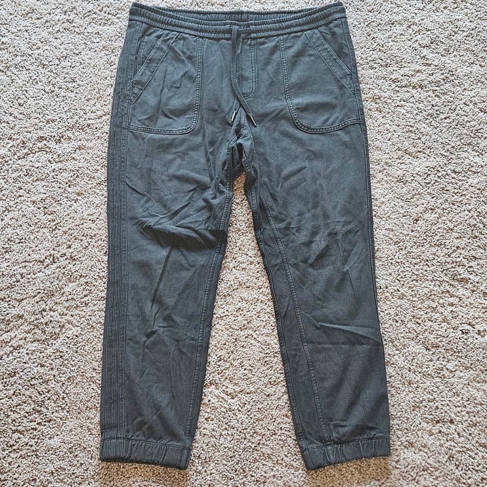 Athleta Farallon Jogger Womens 12 Gray Cotton Stretch Gorpcore Utility Lounge